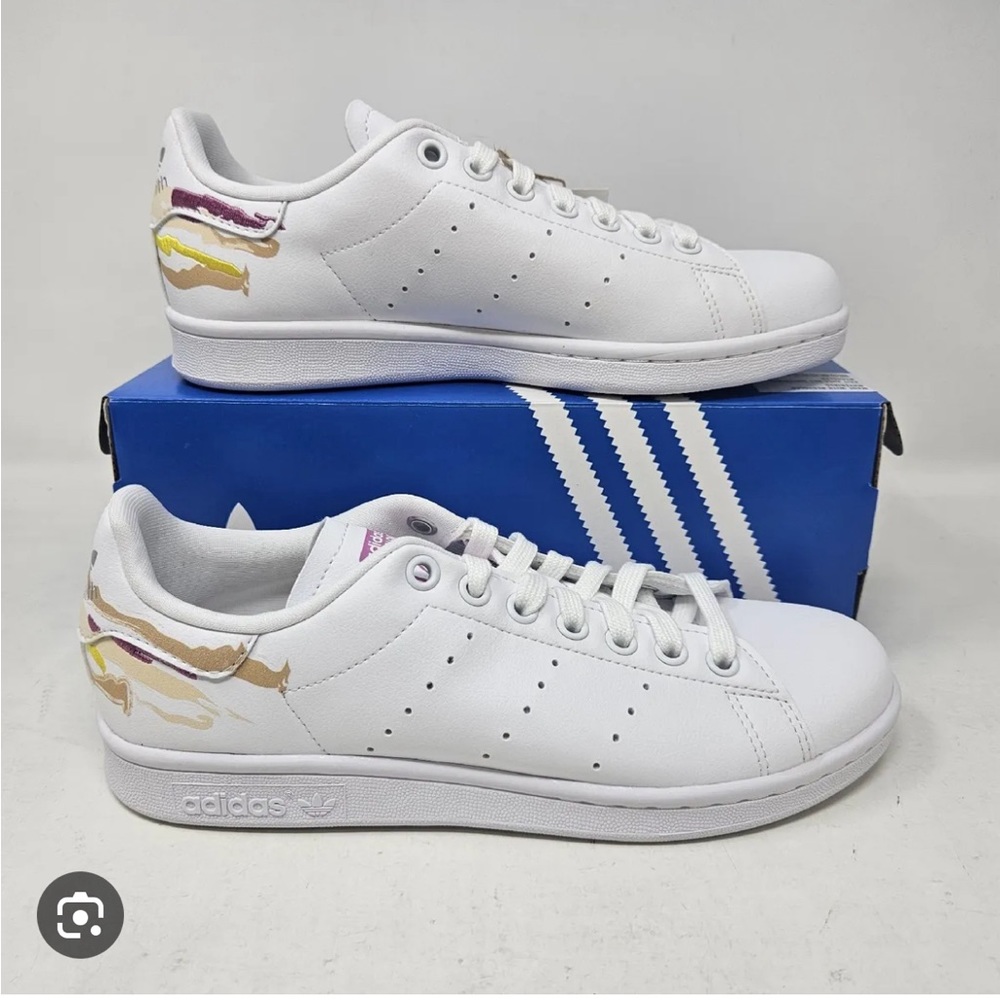Stan Smith Thebe Magugu 7.5